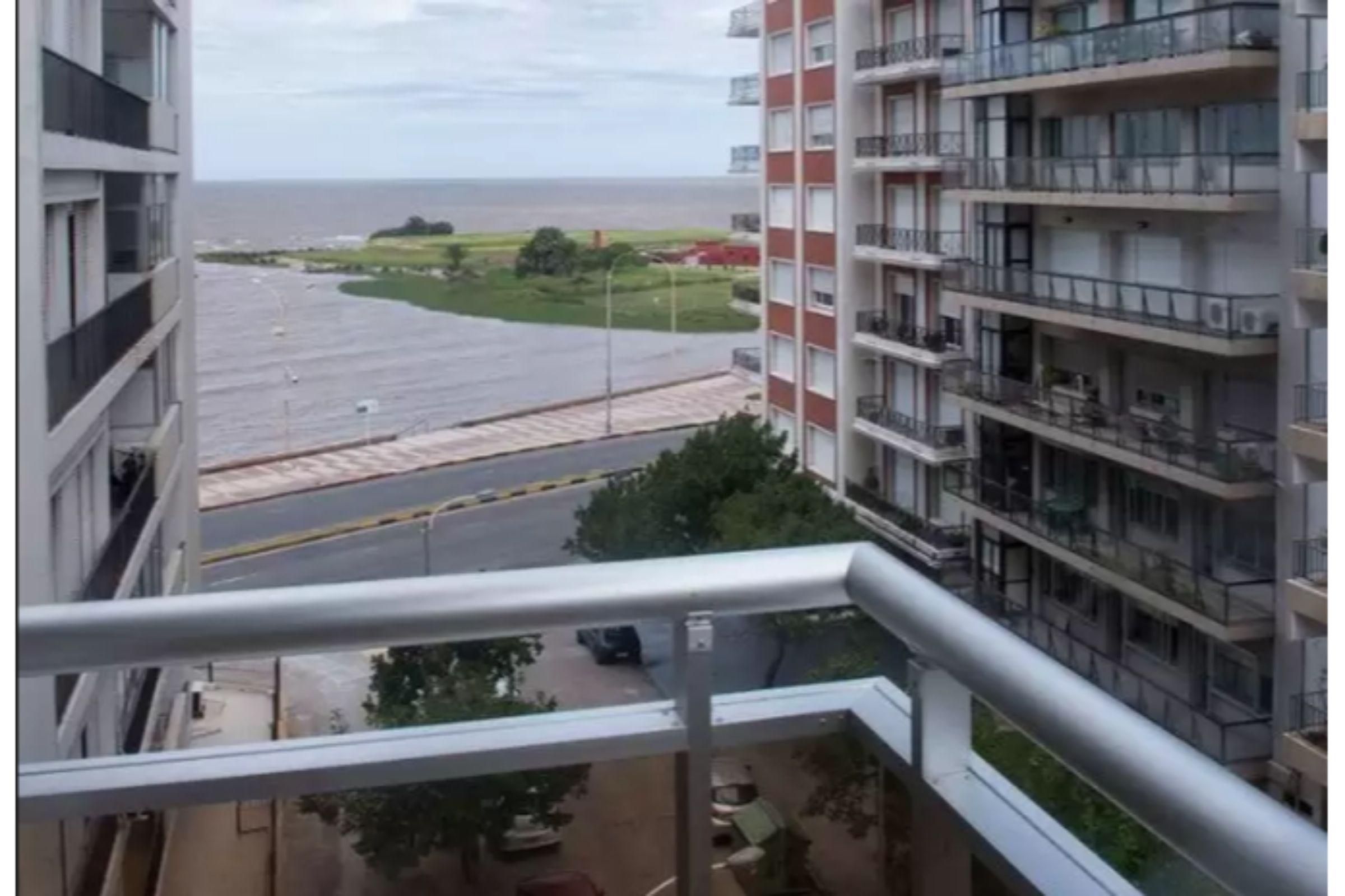 27 Suites Hotel Montevideo Esterno foto