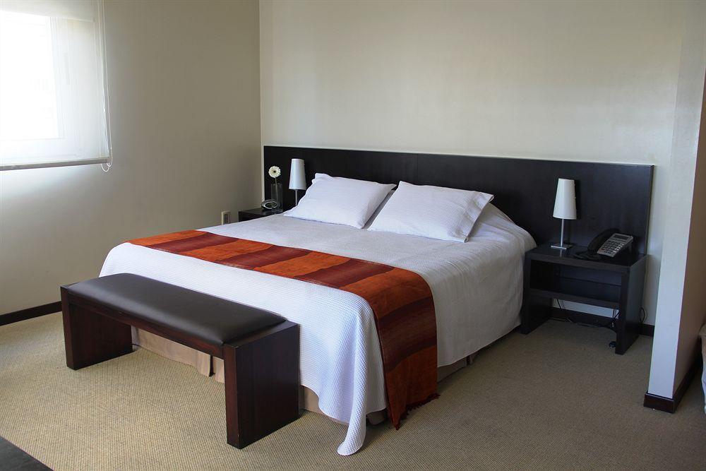 27 Suites Hotel Montevideo Esterno foto